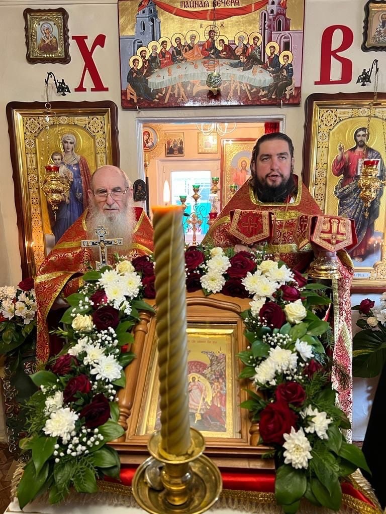 Божественная литургия в Фомину неделю  (Антипасха)