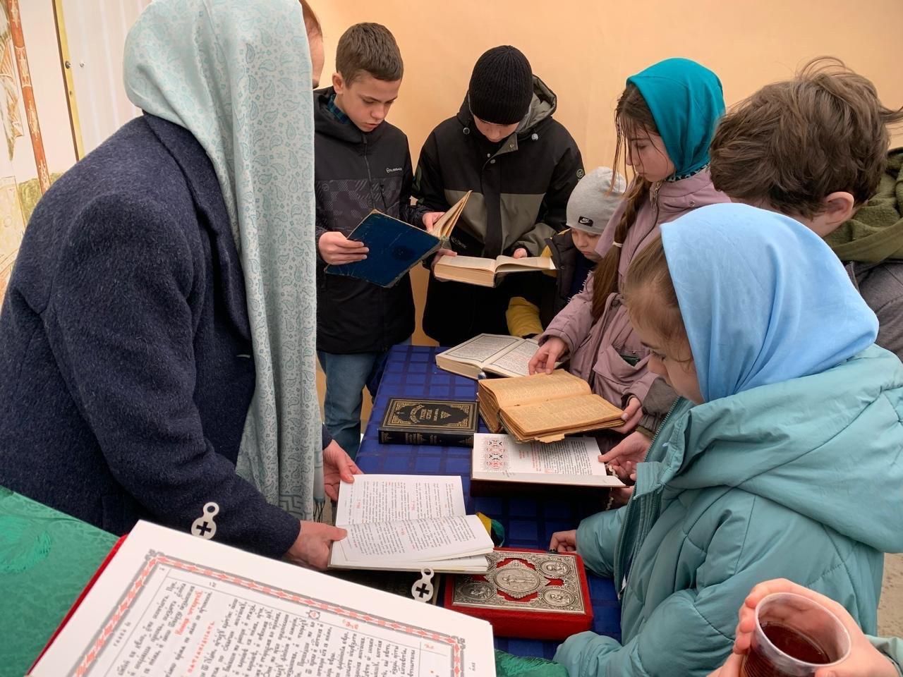 24 марта, воскресенье, по окончании литургии, прошло завершающее мероприятие посвященное Дню православной книги