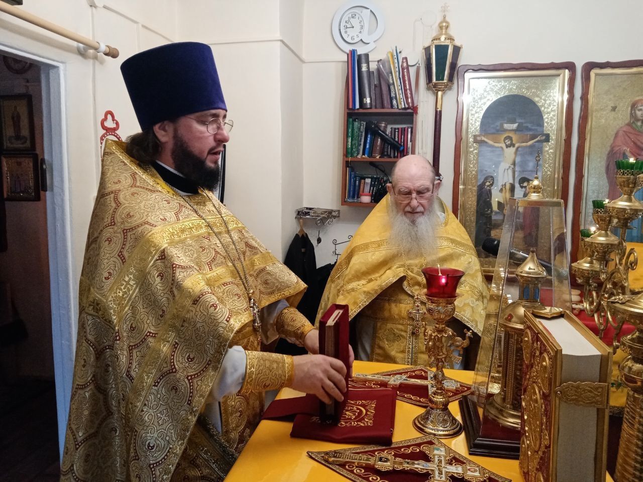 16 ноября, воскресенье, Неделю 23 по Пятидесятнице, Божественная литургия.